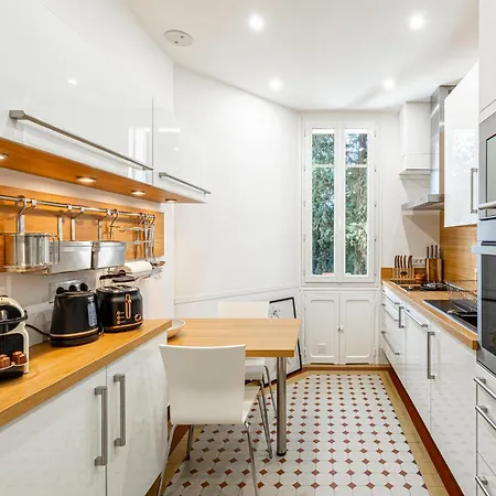 Lejlighed Le Bourgeois Avec Balcon, Somptueux Et Lumineux, Idealement Situe Cannes