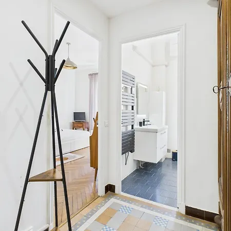 Apartment Le Bourgeois Avec Balcon, Somptueux Et Lumineux, Idealement Situe Cannes